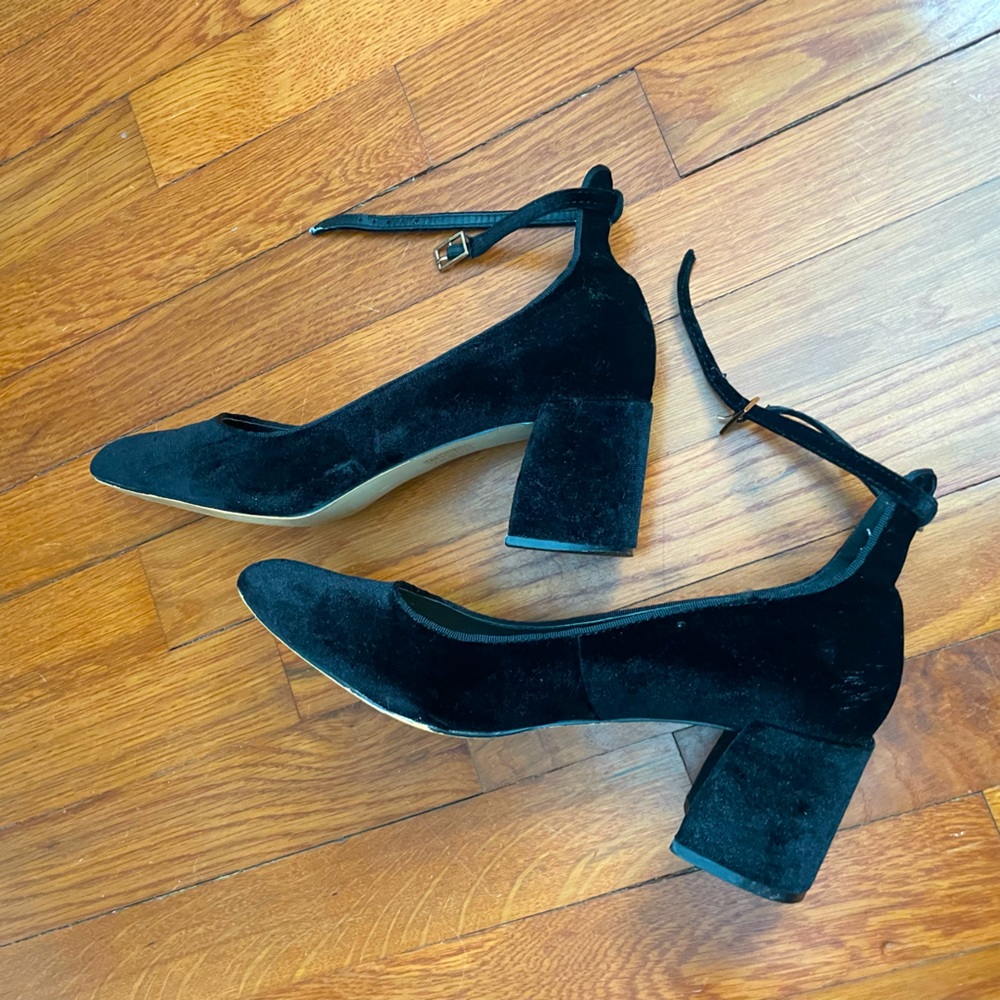 Black velvet heels